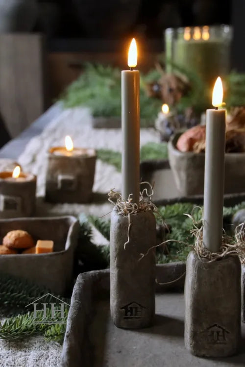 Betonnen kandelaar vierkant - L