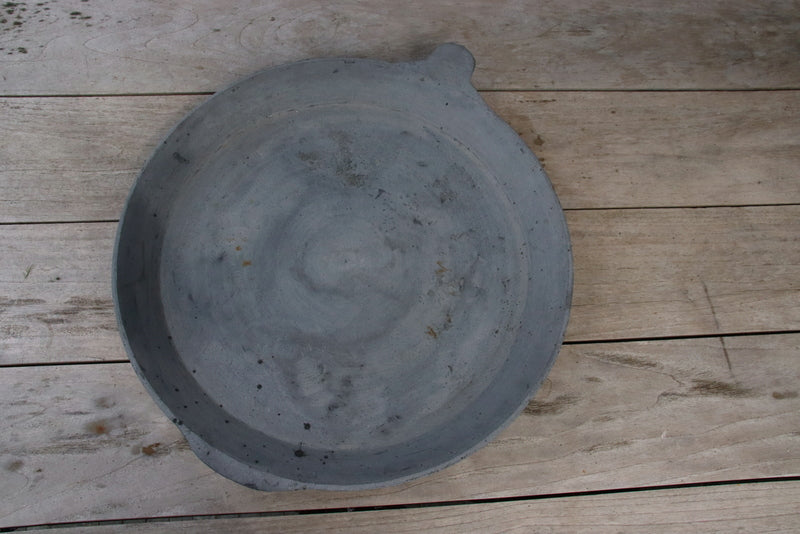 Concrete bowl diameter 60 cm with handle