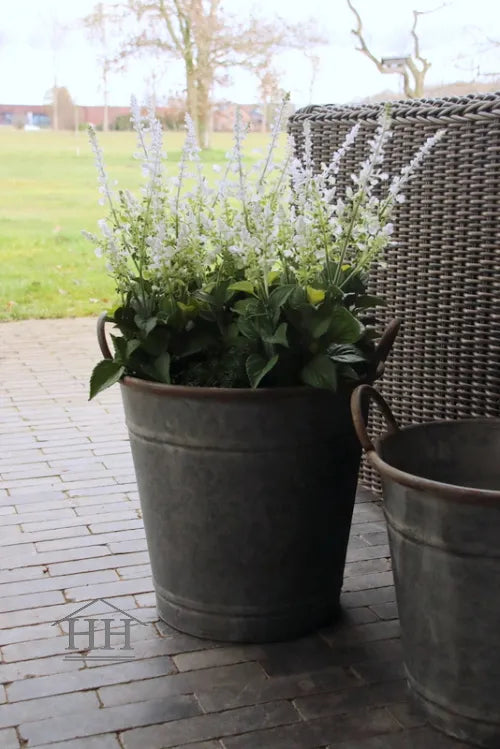 Bloembak van zink met een hoogte van 35 cm