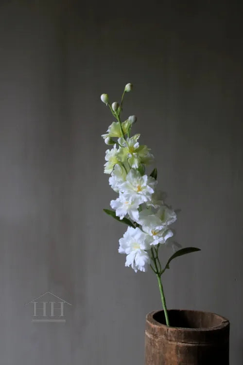 Zijdenbloem delphinium 60 cm wit