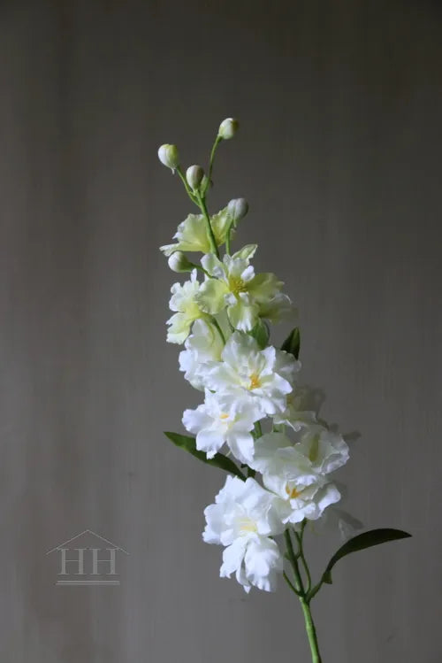 Zijdenbloem delphinium 60 cm wit