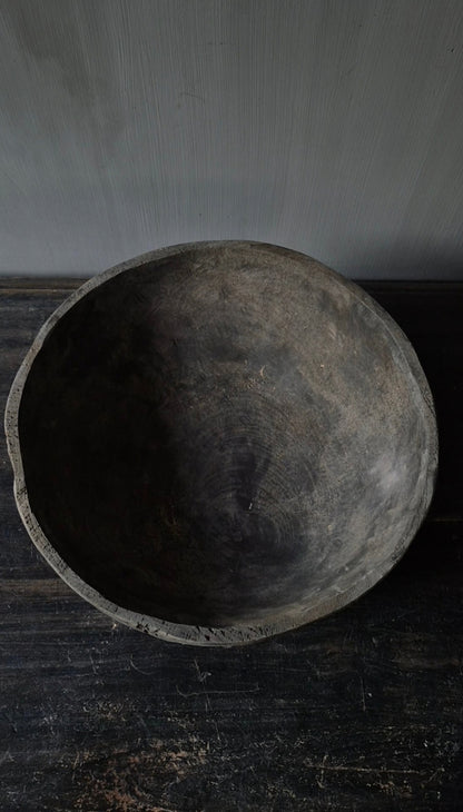 Wooden pedestal bowl - 35 cm