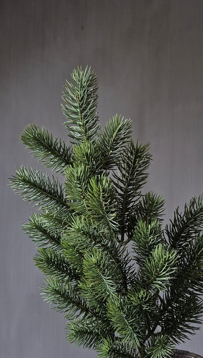 Kunst dennentak vergrijsd groen 65 cm