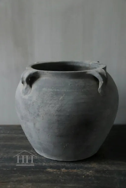 Grijze terracotta kruik met 4 oren (A7)