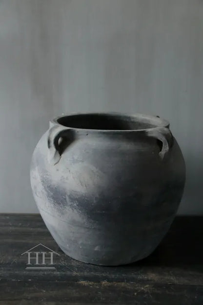 Grijze terracotta kruik met 4 oren (A7)