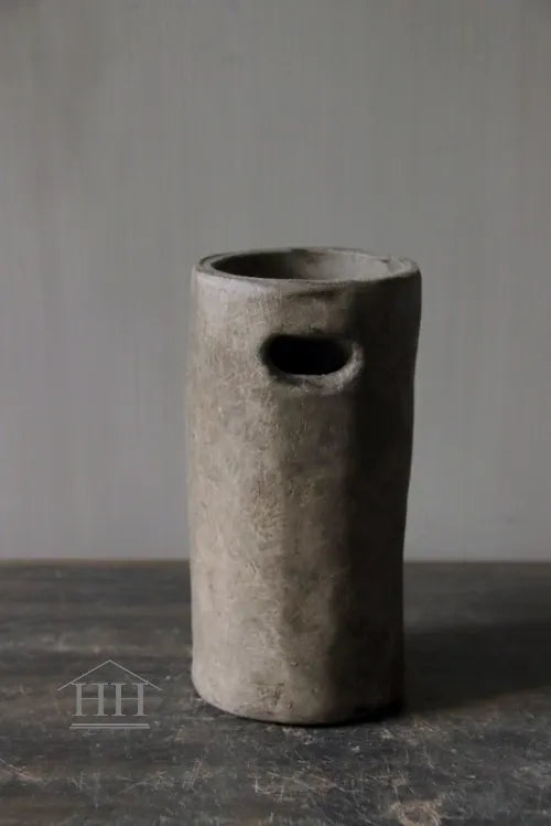 Betonnen wandvaas – taupe – 14cm