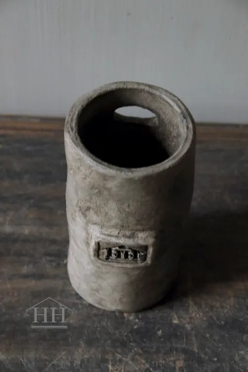 Betonnen wandvaas – taupe – 14cm