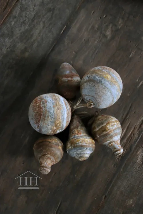 Set van 6 metalen kersthangers