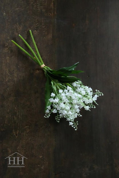 Kunst lelietjes van dalen wit