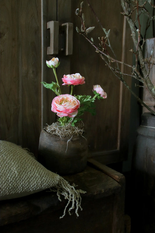 Kunst ranonkel roze/zalm in potje