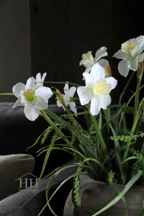 Kunstbloem narcis in terracotta vaas