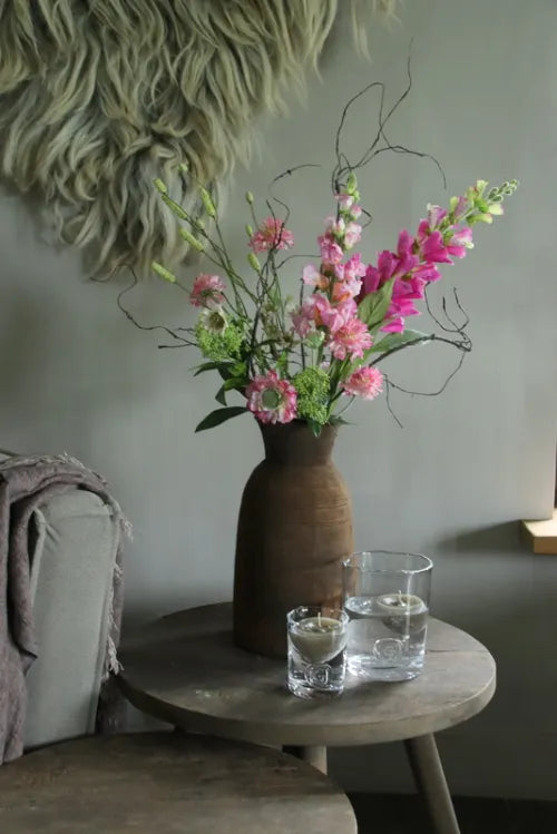 Kunstbloemen bloemstuk in roze, perfect voor in een hoge vaas