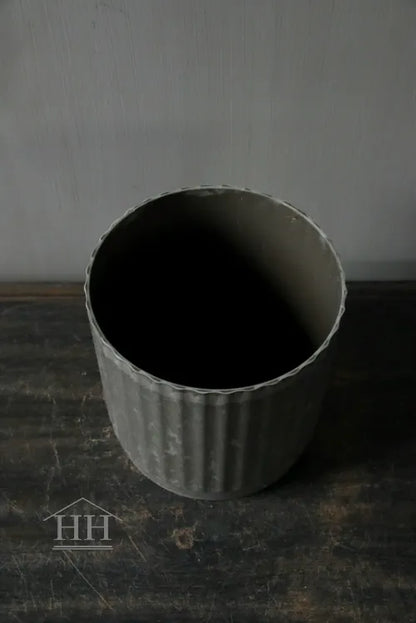 Kunststof pot - vaas grijs