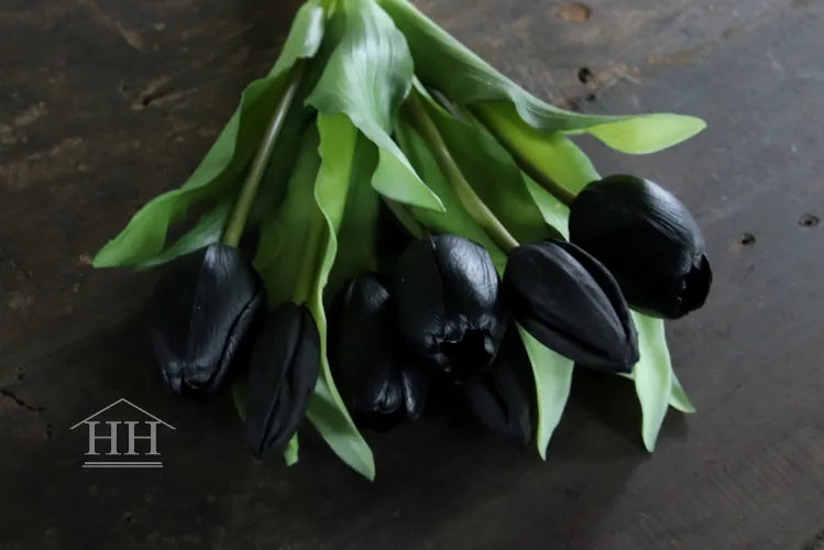 Artificial tulips bundle black