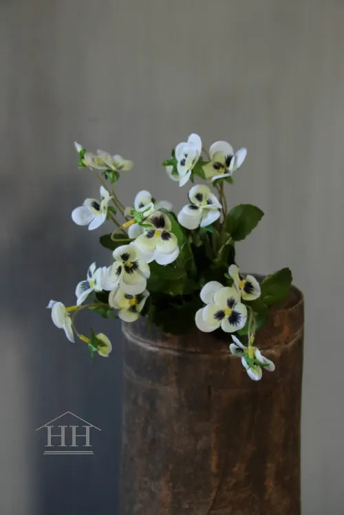 Artificial violet white