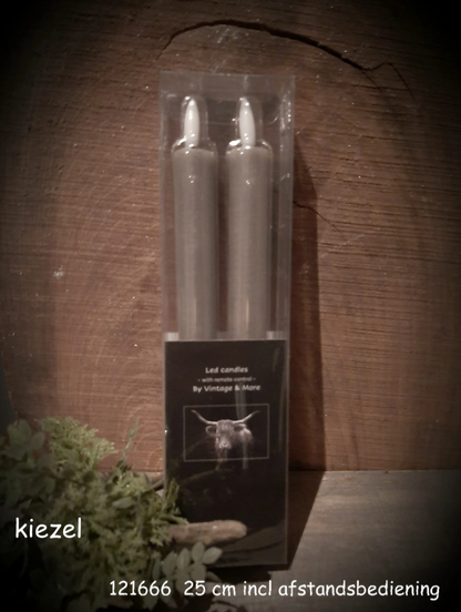 Grijs kiezel dinerkaars 25cm