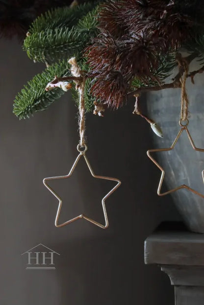 Goldener offener Stern