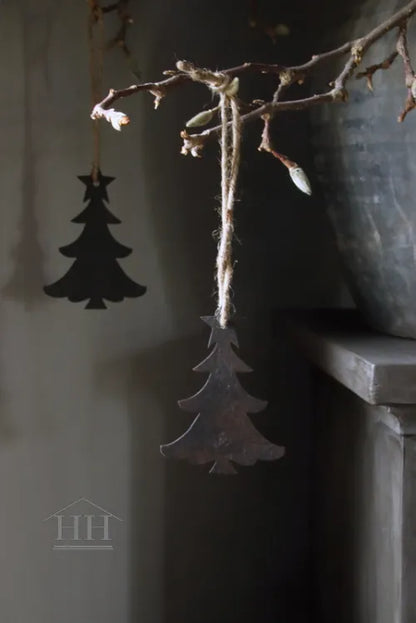 Roestig metalen kerstboom hanger