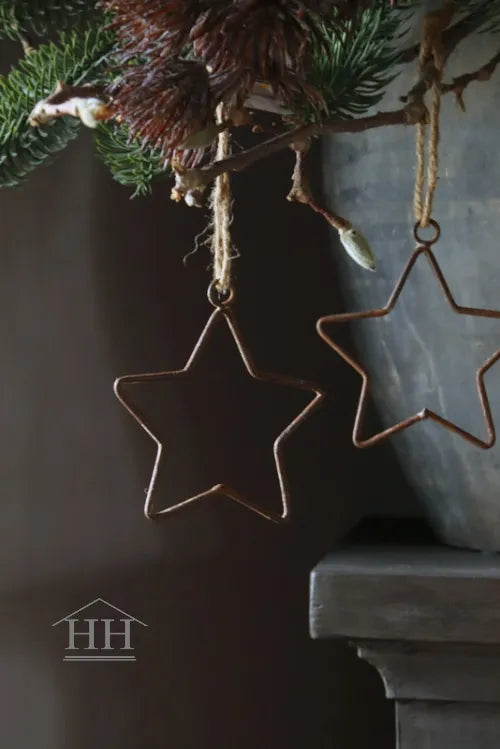 Rostiger offener Stern