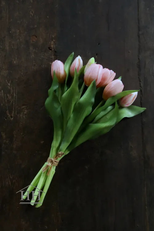 Artificial tulip bouquet light pink - 30 cm