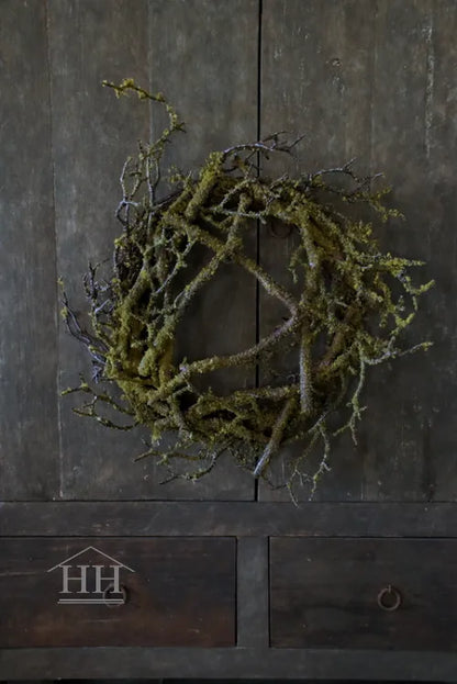 Grove takken kunstkrans met mos 40cm