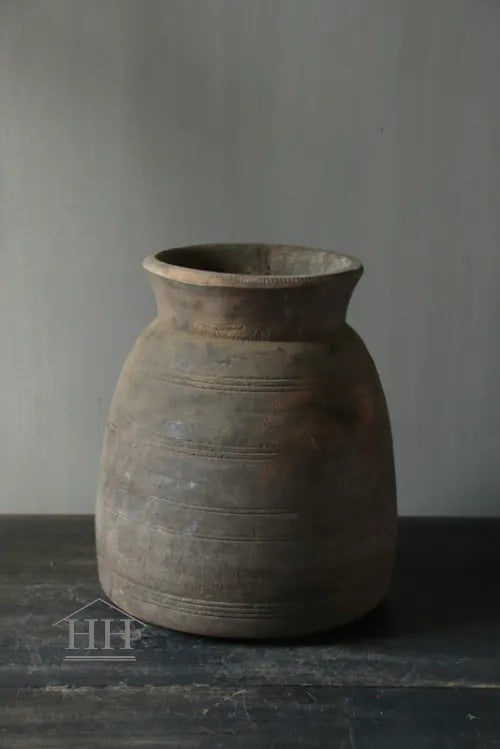 Nepalese jug vase (A4)