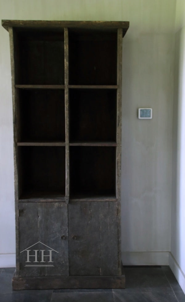 Old Farm compartment cabinet 220x100 Aura Peeperkorn