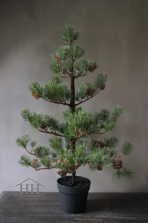 Pinus artificial Christmas tree with pine cones