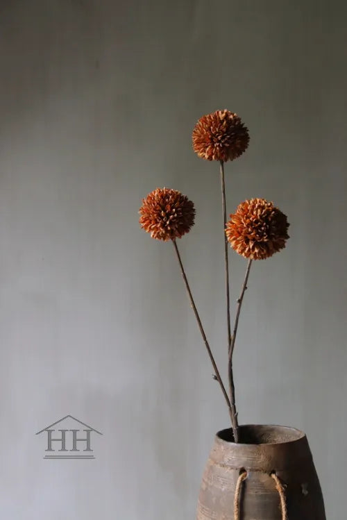 Kunst Pompom 3 bol licht koffie 78cm