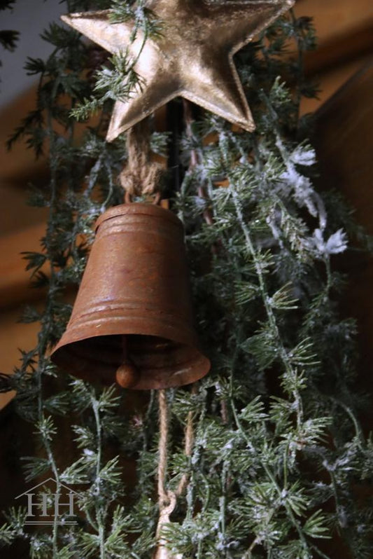 Roestige metalen bel 10cm