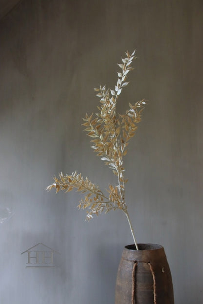 Kunst ruscus white