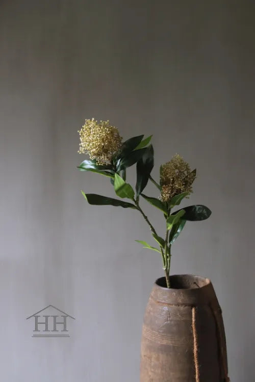 Kunstbloem Skimmia licht groen