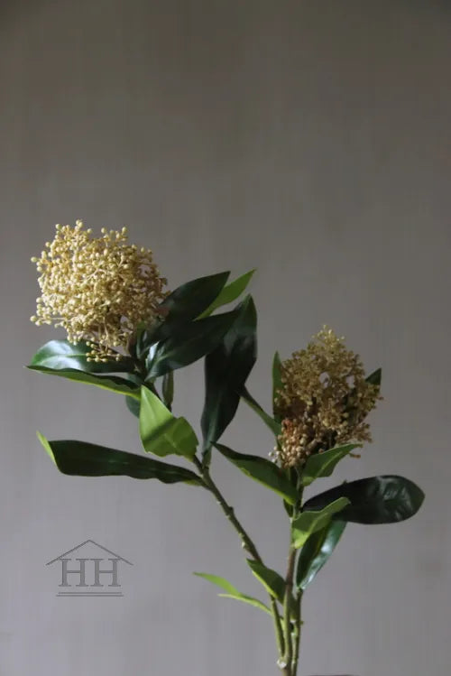 Kunstbloem Skimmia licht groen