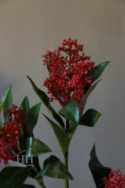 Kunstbloem Skimmia rood 48 cm