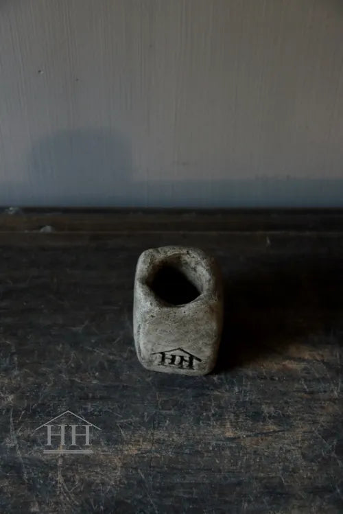 Betonnen kandelaar vierkant - S