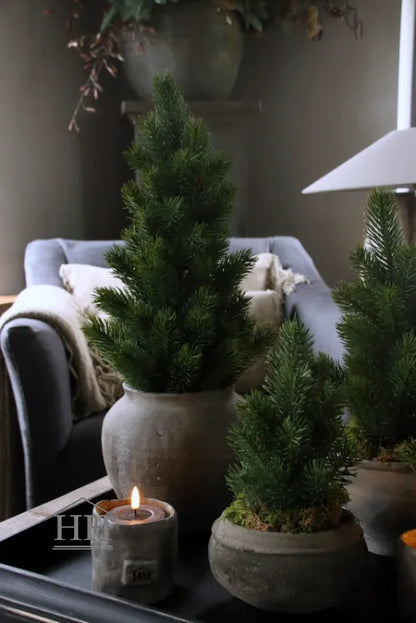 Künstliche Tanne im 50 cm großen Topf für drinnen
