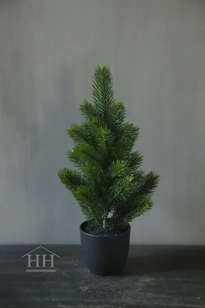 Künstliche Tanne im 38 cm großen Topf für drinnen