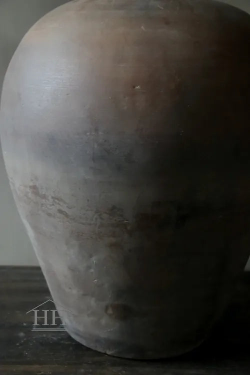 Stone jar Agra M Aura Peeperkorn