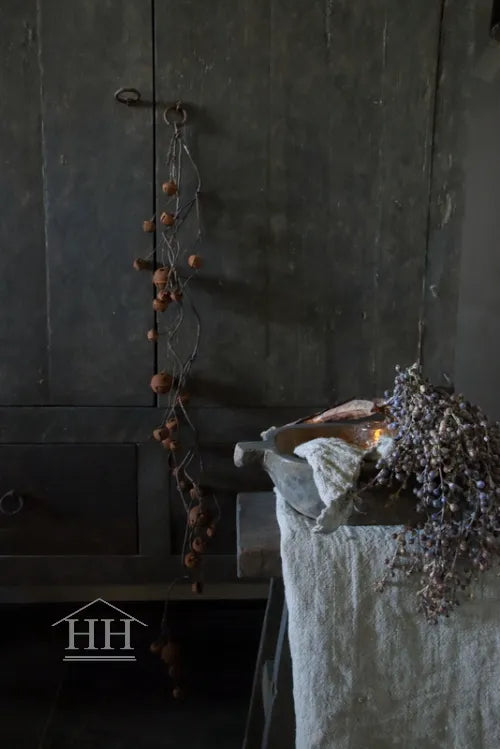 Artificial branch with bells XL rust