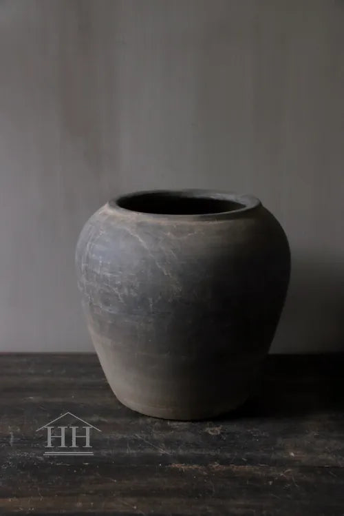 Grijze terracotta kruikje (A3)