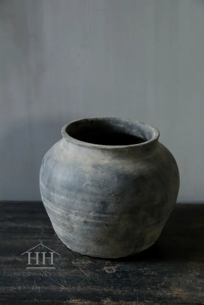 Grijze terracotta kruik (A4)