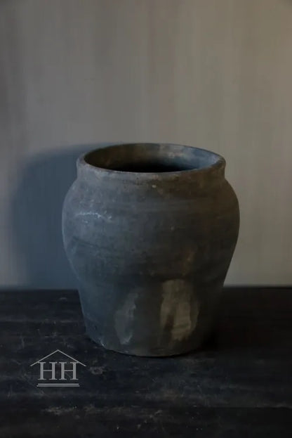 Gray terracotta jug (A4)