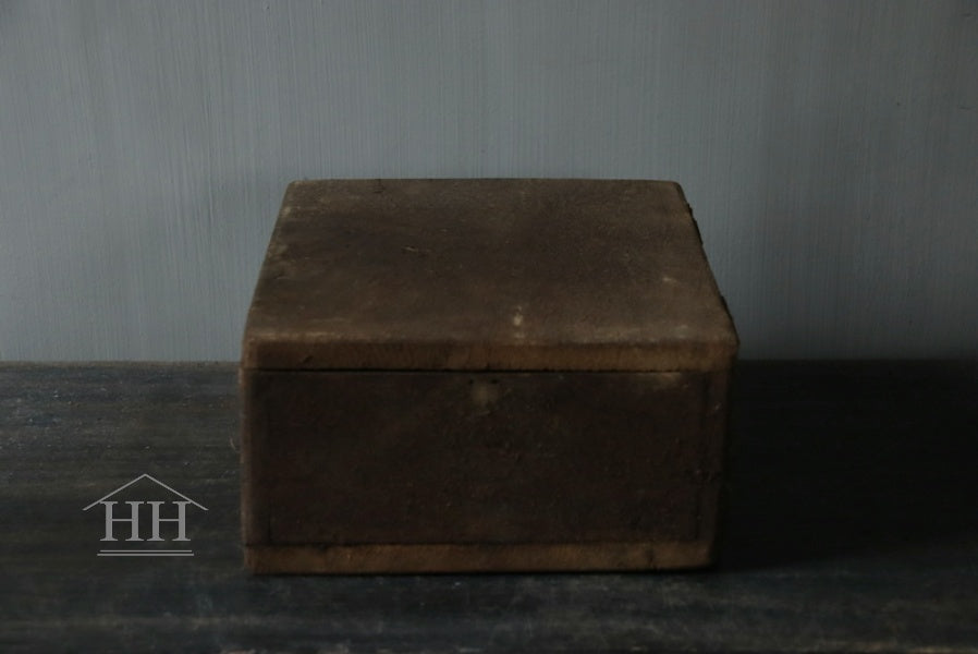 Box compartments Aura Peeperkorn (no. A9)