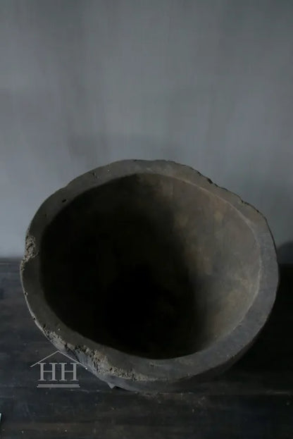 Vergrijsde vijzel / pot Rahayu  Luksa (nr 3)