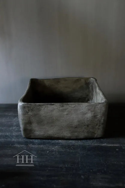 Betonnen bak vierkant XL eigen label Hillary'sHome