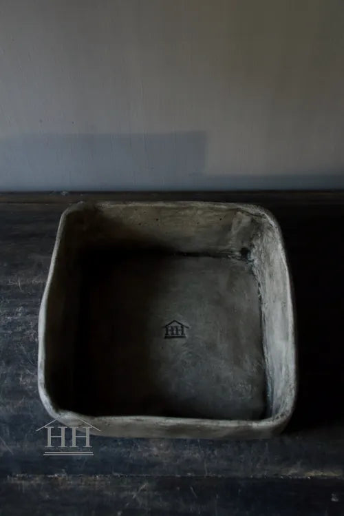 Betonnen bak vierkant L eigen label Hillary'sHome