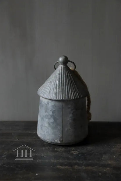 Zinken vogelhuisje grijs M