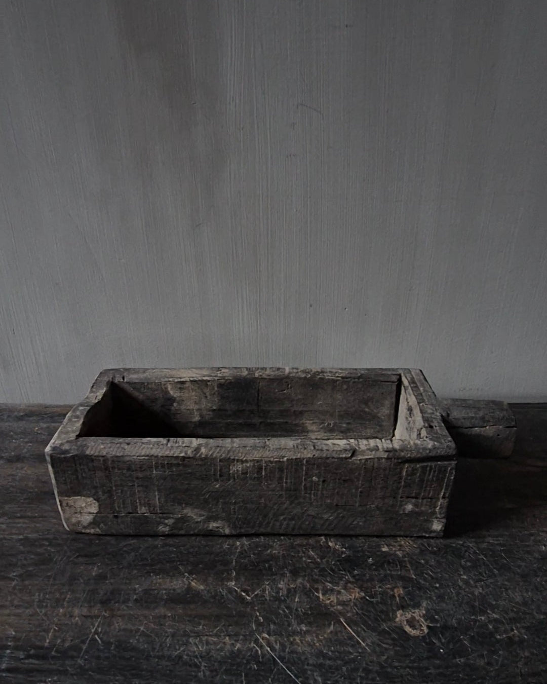 Zeepbak van hout voor en landelijke styling