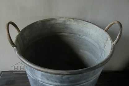 Zinc bucket medium