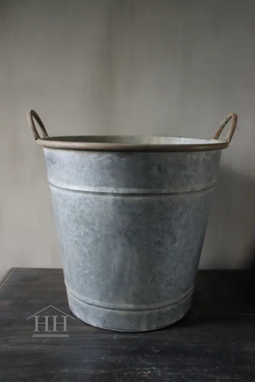 Zinken pot met handvatten